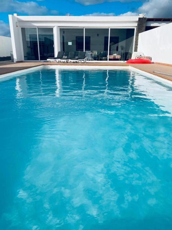 Villa Baroli Amplia Piscina Privada Climatizada Playa Blanca  Extérieur photo